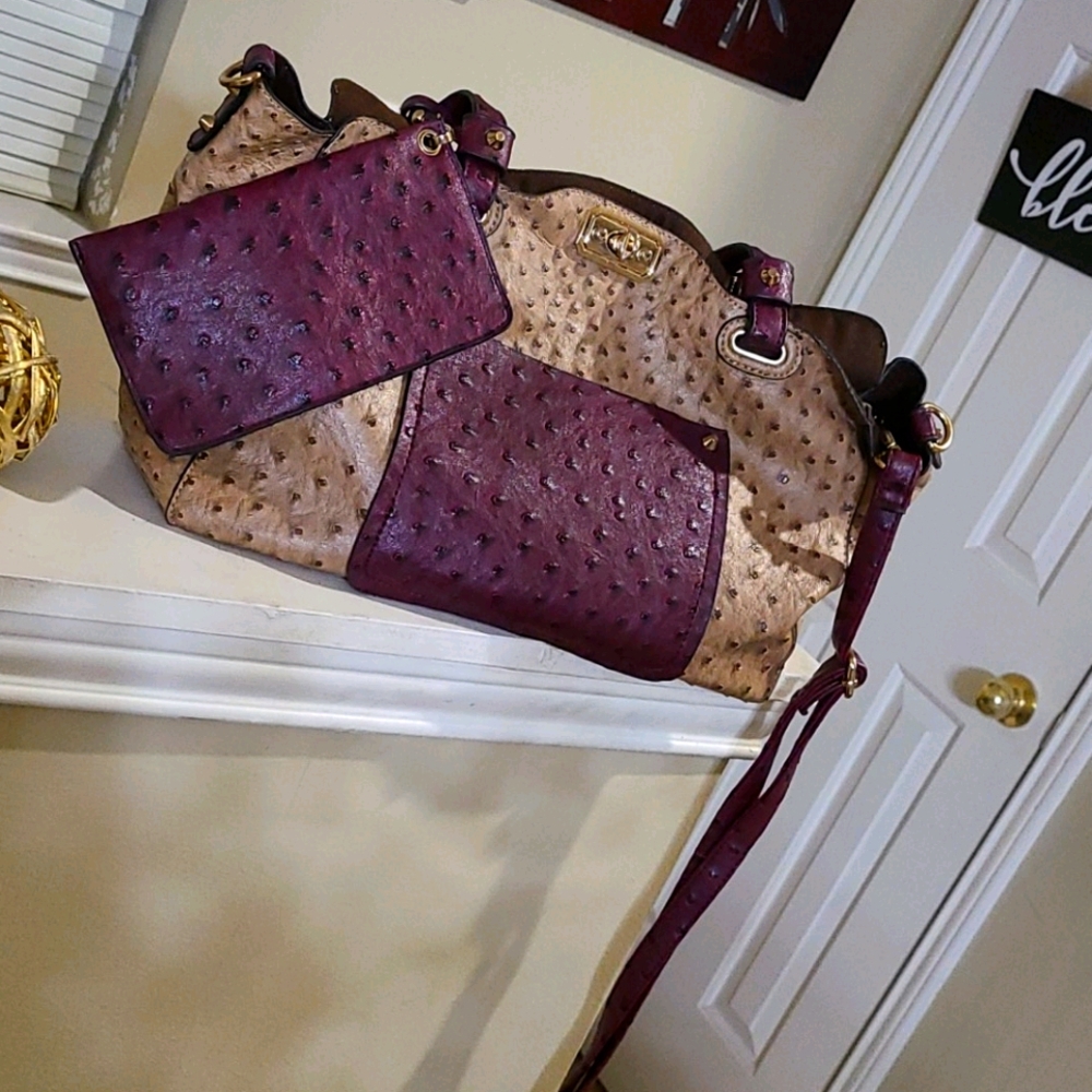 Ostrich Inspired Purse and Wallet